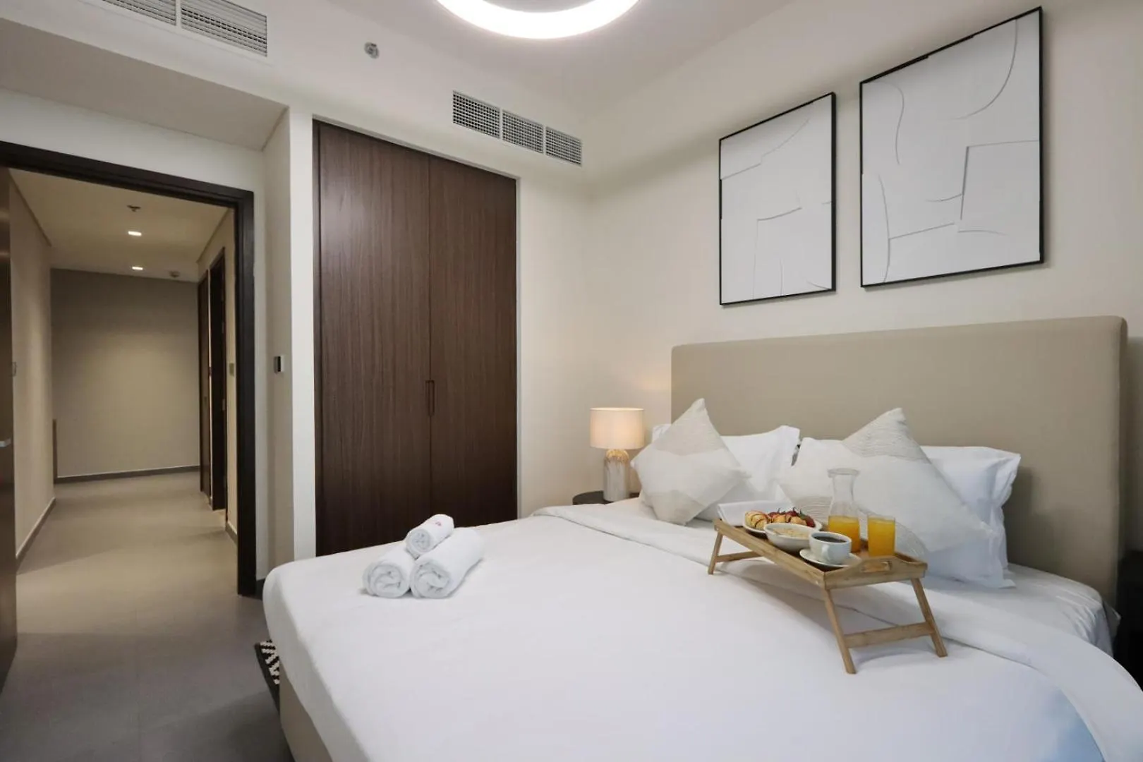 Waterfront 2Br With Dubai Skyline Views Apartment